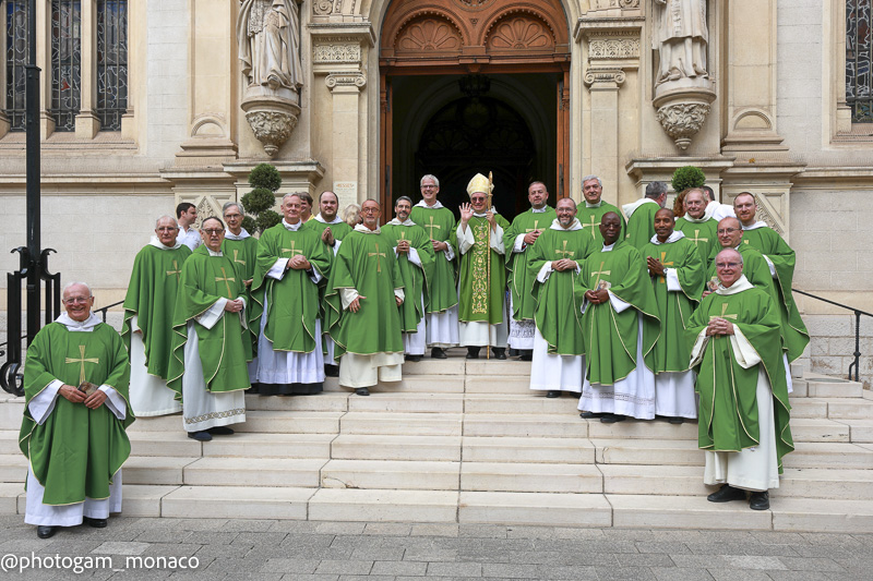 Le dimanche 22 septembre 2024, l'archevêque de Monaco, Mgr Dominique-Marie David, a présidé l'installation des frères prêcheurs dans la paroisse Saint Charles.